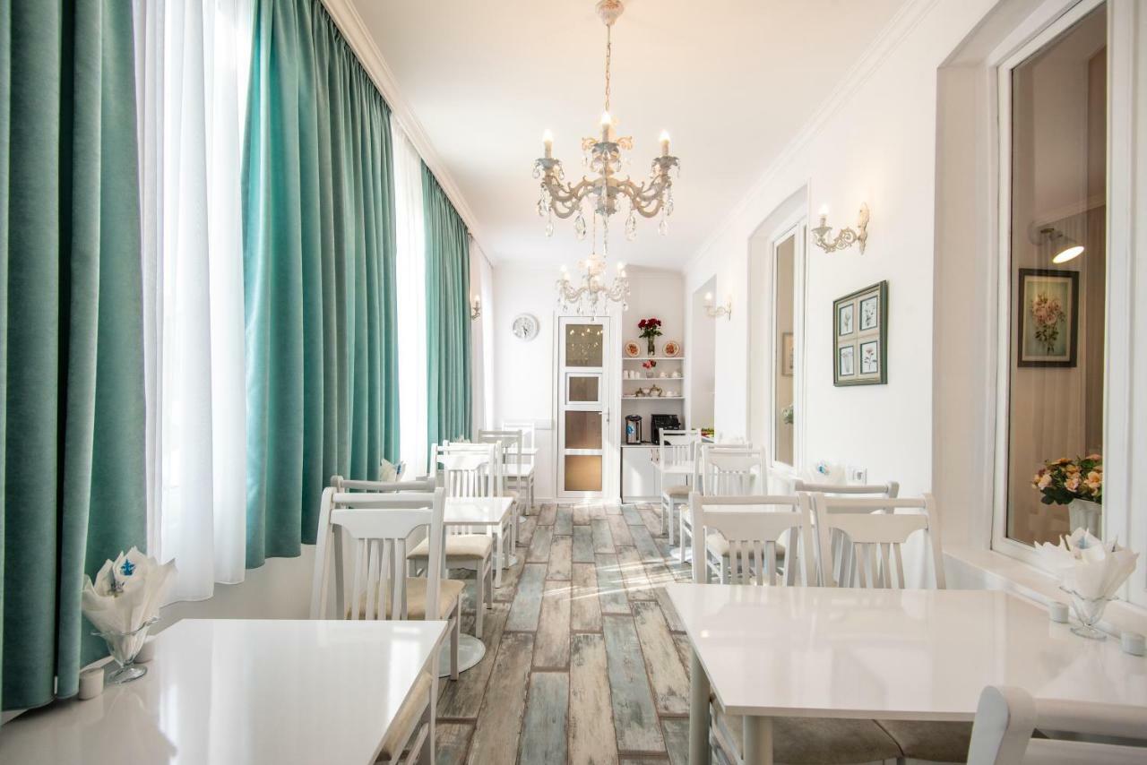 Lowell Hotel Tbilisi ภายนอก รูปภาพ